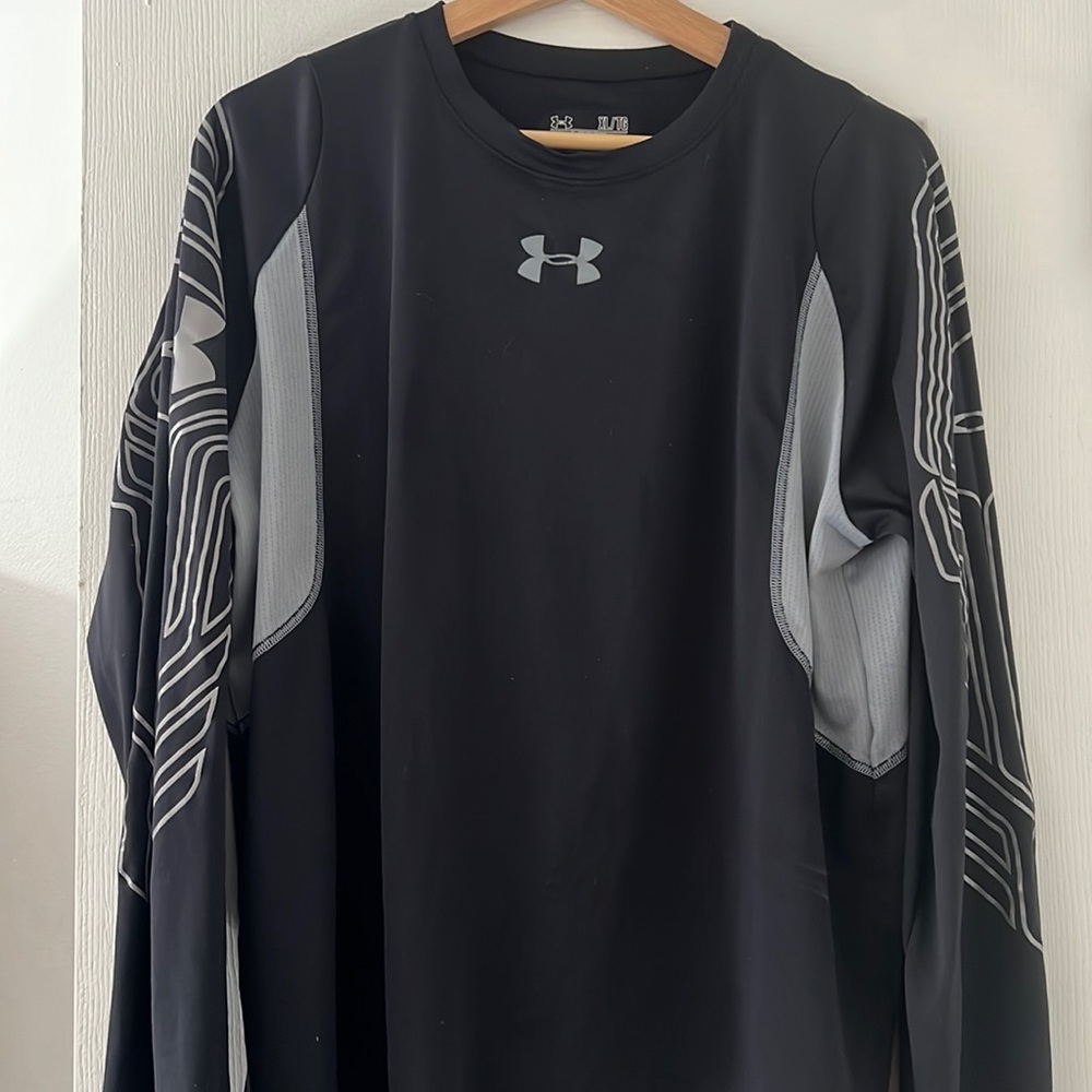 Under Armour Long Sleeve